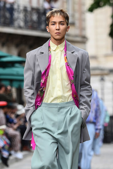 Показ Louis Vuitton в Париже. Фото AFP