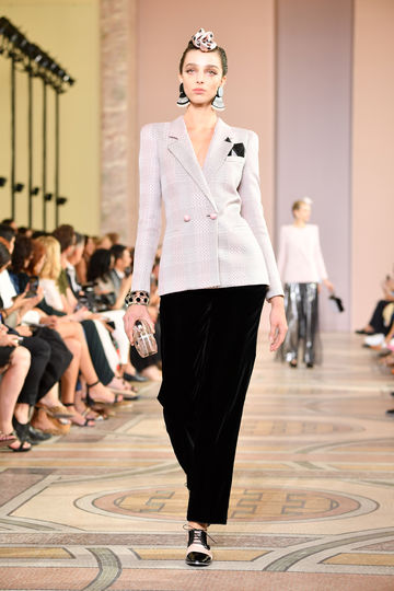 Показ Armani. Фото Getty