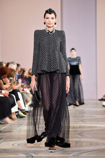 Показ Armani. Фото Getty