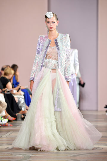 Показ Armani. Фото Getty