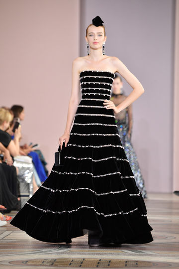 Показ Armani. Фото Getty