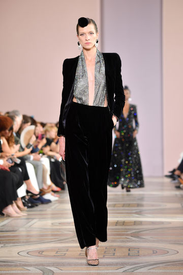 Показ Armani. Фото Getty