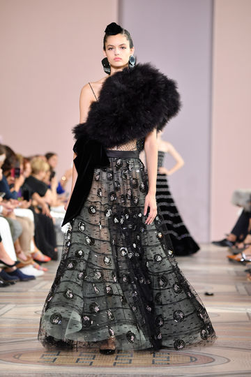 Показ Armani. Фото Getty