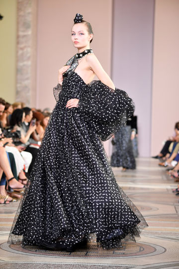 Показ Armani. Фото Getty