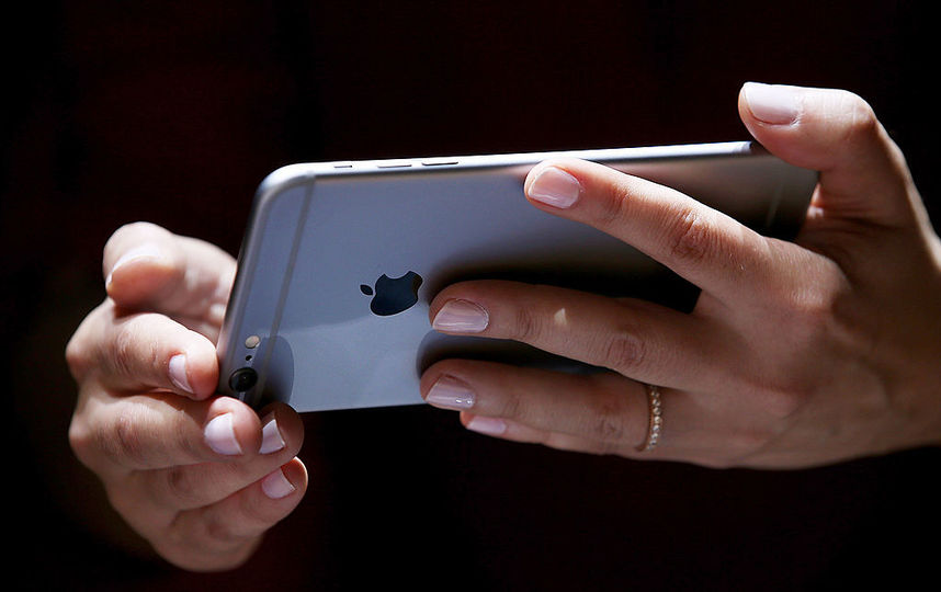 Пользователи Apple подали в суд на компанию из-за возможной прослушки