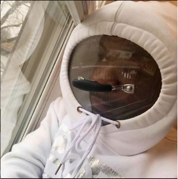 "Очень весело", - пишут молодому человеку его подписчики. Фото INSTAGRAM/ant1thomas19802, "Metro"