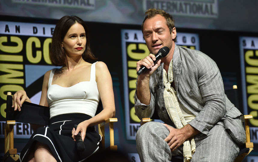 Команда "Фантастических тварей" на Comic-Con. Фото AFP