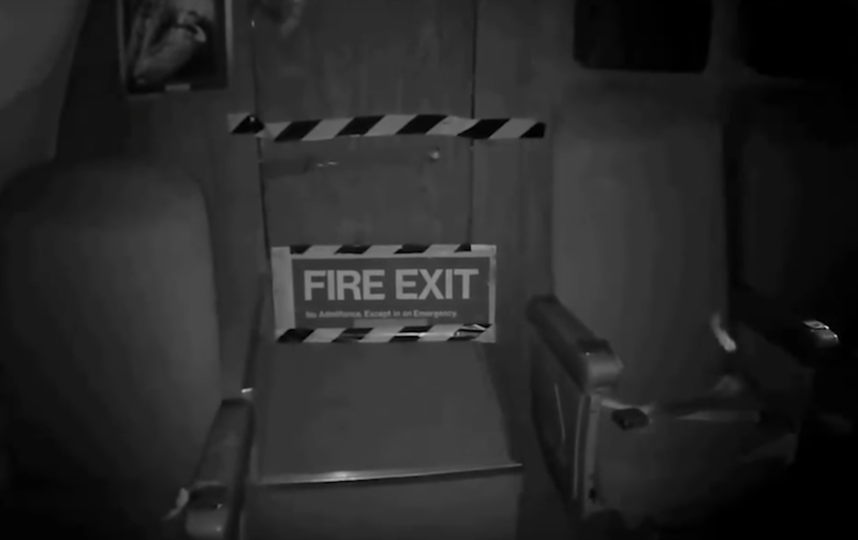 Призрак на борту самолёта времён Второй мировой попал на видео