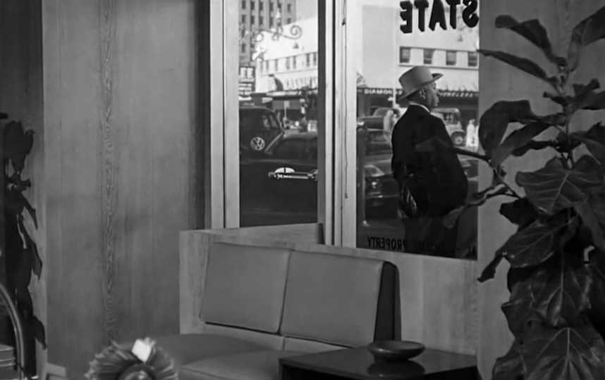 Режиссёр в кадре. Фото kinopoisk.ru