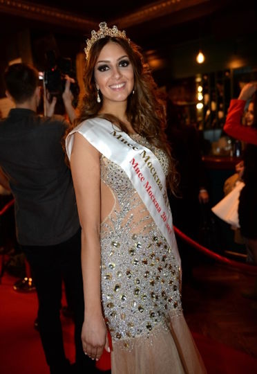 Оксана Воеводина на конкурсе "Мисс Москва-2015". Фото РИА Новости