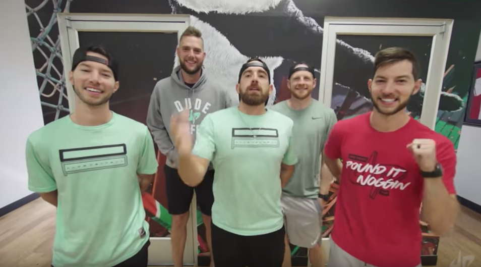 Dude Perfect. Фото скриншот youtube.com/watch?v=GSTyIwVqO6Q