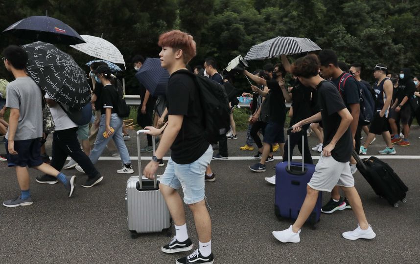 В аэропорту Гонконга отменены все рейсы на вылет