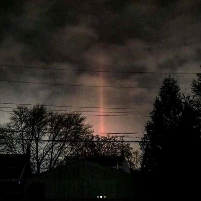 Падение метеорита. Фото Instaram @kyconnex