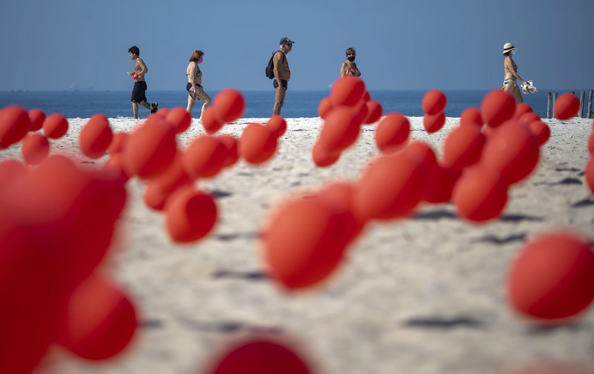 В Рио-де-Жанейро почтили память погибших. Фото AFP