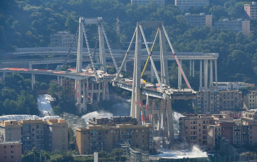 В Генуе взорвали мост, унесший жизни 43 человек