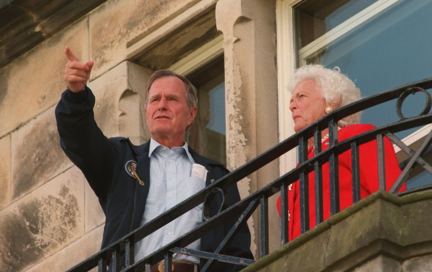 Джордж Буш-старший с супругой Барбарой, 1995-й год. Фото Getty