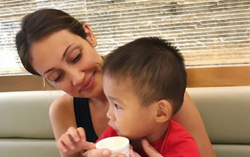 Мика с Хаксли. Фото Instagram @mykastauffer