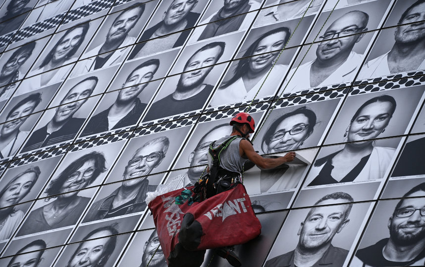 Портреты были сделаны французским фотографом JR. Фото AFP