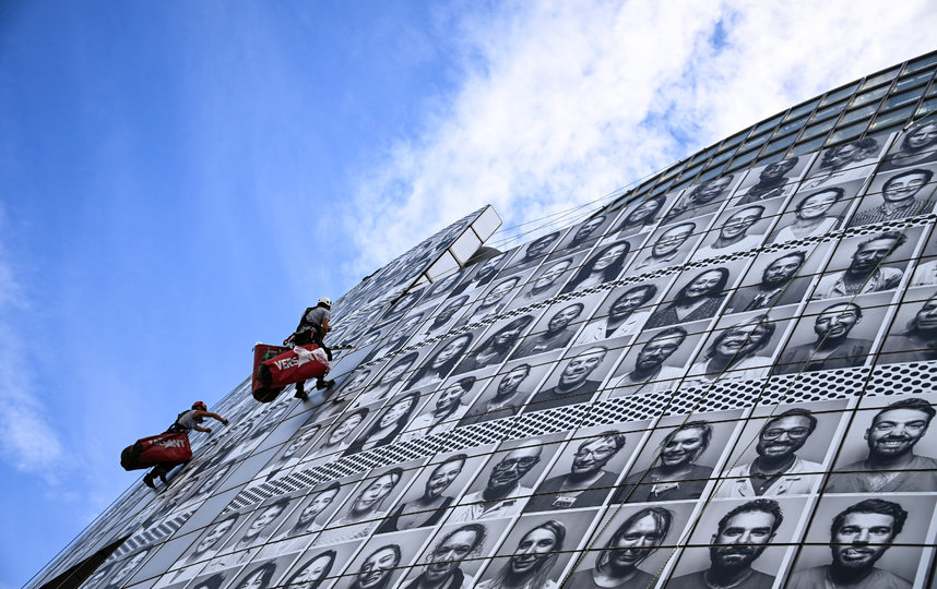 Портреты были сделаны французским фотографом JR. Фото AFP