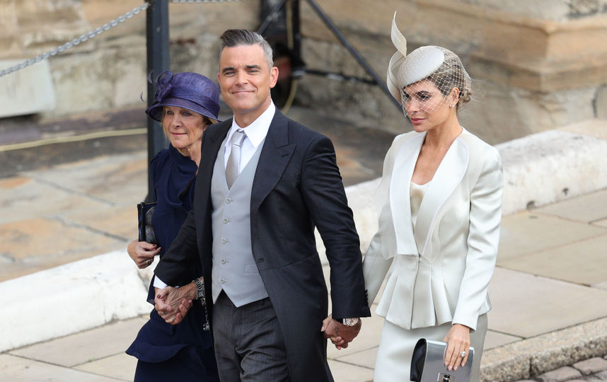 Робби Уильямс с женой. Фото AFP