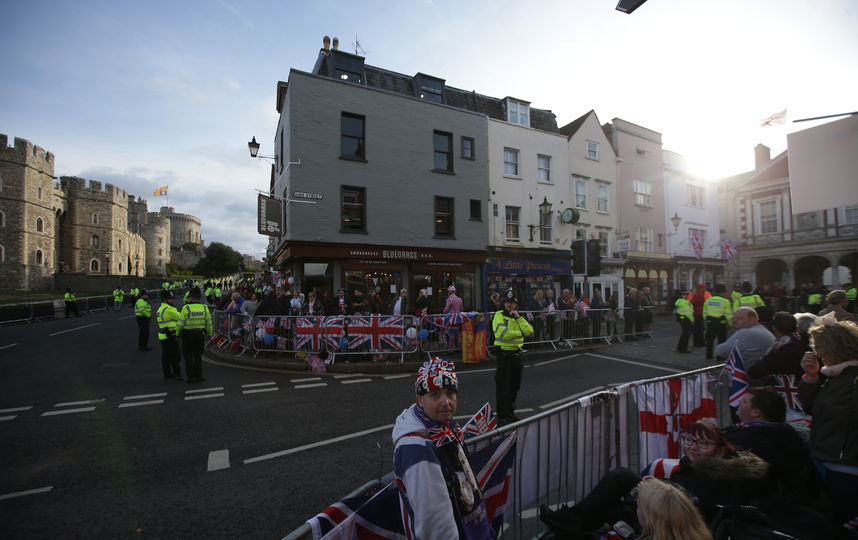 Сегодня замуж выходит 28-летняя внучка Елизаветы II. Фото AFP