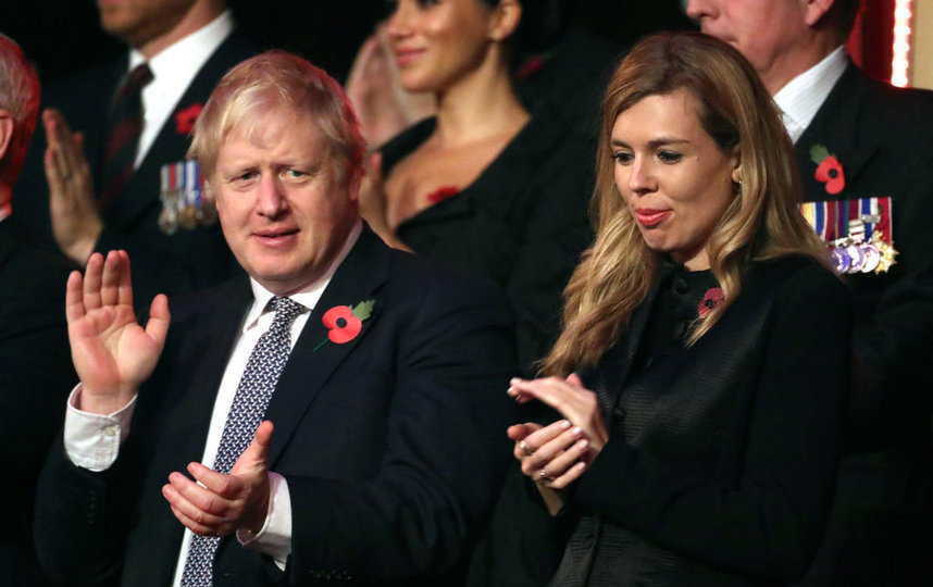 Борис Джонсон и Кэрри Саймондс. Фото Getty