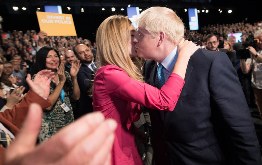 Борис Джонсон и Кэрри Саймондс. Фото Getty