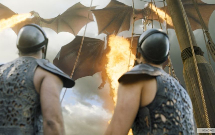 Кадры из разных сезонов сериала "Игра престолов". Фото HBO, kinopoisk.ru