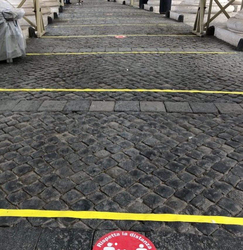 Дистанция по-прежнему должна составлять не менее 1,5 м. Фото Instagram @matildelatorrede