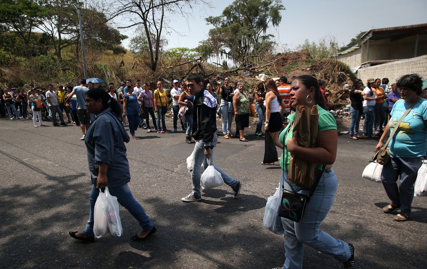 На улицах Венесуэлы. Фото Getty