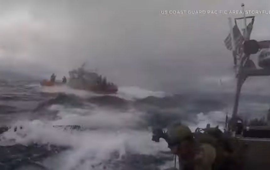 Береговая охрана США перехватила подлодку с наркотиками. Фото Скриншот Youtube