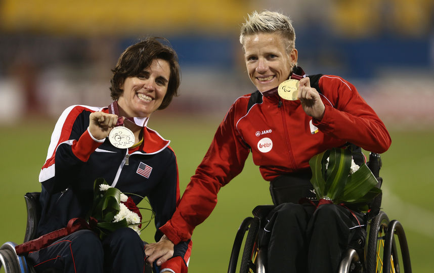 Марике с золотой медалью (справа). Фото Getty