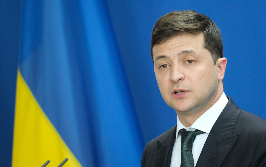 Зеленский предложил Путину провести переговоры в Минске