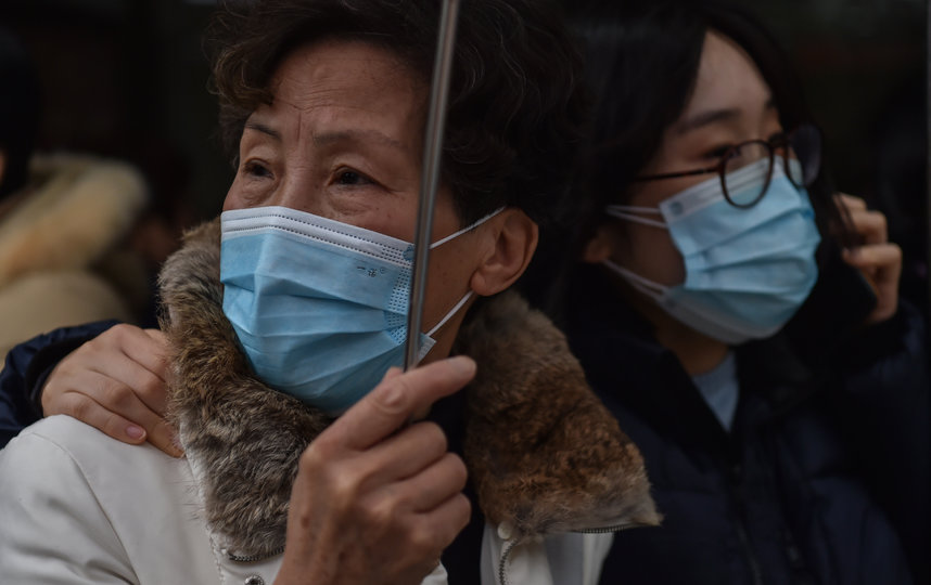 Житель Китая про ситуацию с коронавирусом: Каждый второй в маске, в больницах апокалипсис