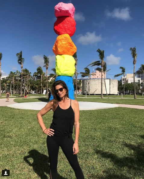 Скриншот instagram.com/cindycrawford/?hl=ru.