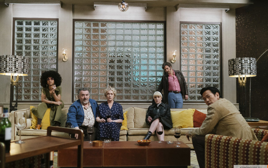 Кадры из сериала "Охотники". Фото Prime video