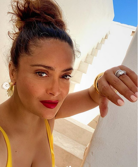 Сальма Хайек. Фото скриншот:instagram.com/salmahayek/