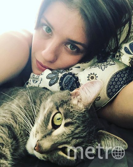 Анна и котик. Фото https://www.instagram.com/chi_pa/, "Metro"