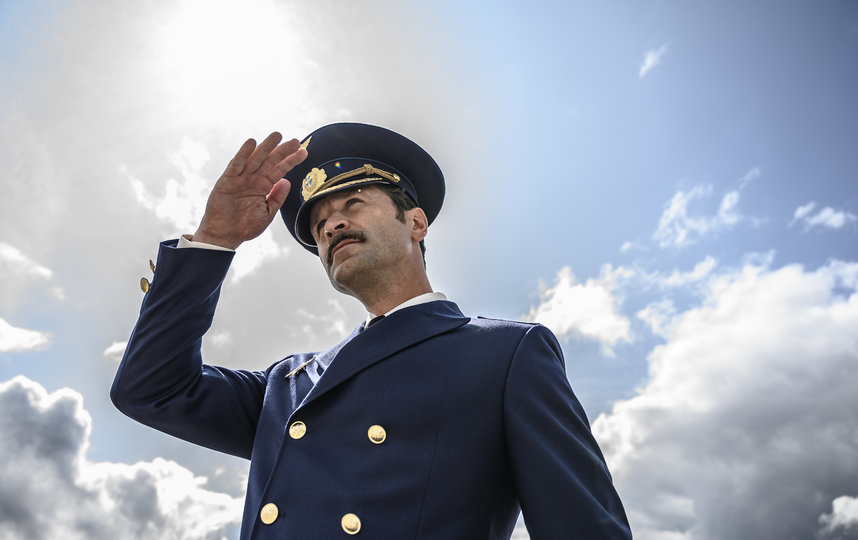 Виктор Добронравов на съемках фильма "Пальма". Фото "Марс Медиа"