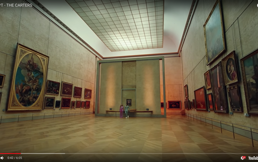 Новый клип на песню, в которой Бейонсе и Jay-Z рассказывают о том, какого успеха, богатства и признания они добились, проводит зрителя по нескольким залам Лувра. Фото Скриншот Youtube