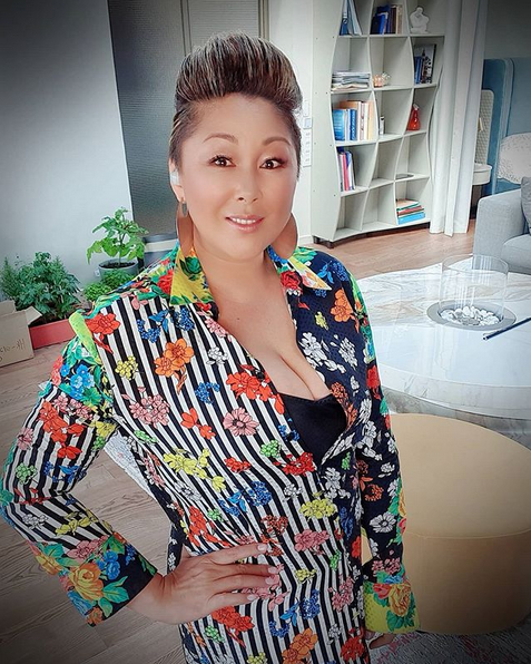 Анита Цой. Фото скриншот: instagram.com/anitatsoy/