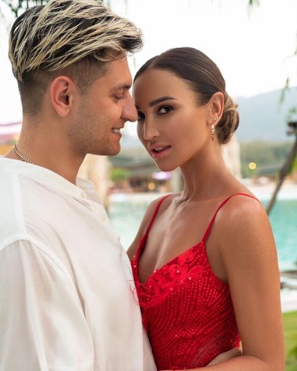 Давид Манукян и Ольга Бузова. Фото hinstagram.com/buzova86/.