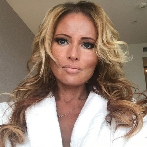 instagram.com/danaborisova_official/?hl=ru.