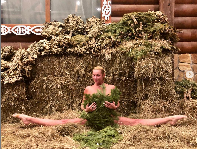 Анастасия Волочкова. Фото скриншот: instagram.com/volochkova_art