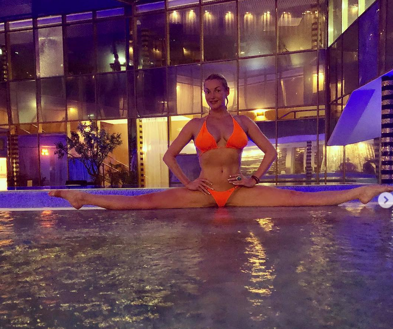 Анастасия Волочкова. Фото скриншот: instagram.com/volochkova_art