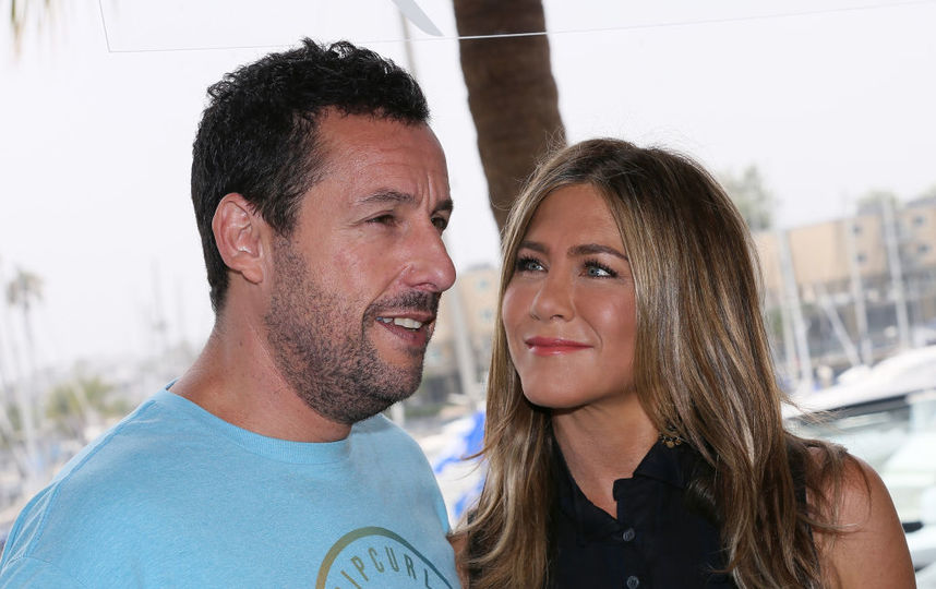 Дженнифер Энистон и Адам Сэндлер. Фото Getty