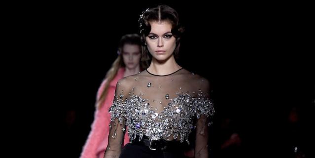 Кайя Гербер. Показ Miu Miu.