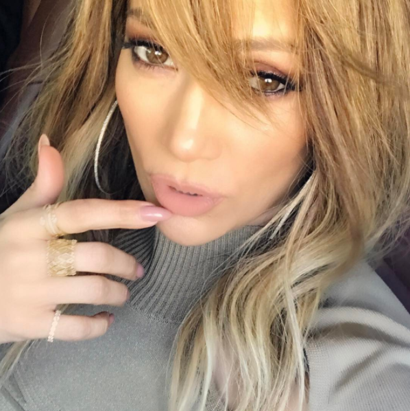 instagram.com/jlo/?hl=ru.