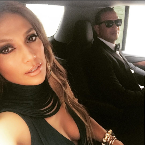 Скриншот instagram.com/jlo/?hl=ru.