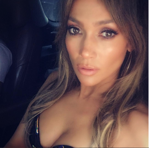 Скриншот instagram.com/jlo/?hl=ru.